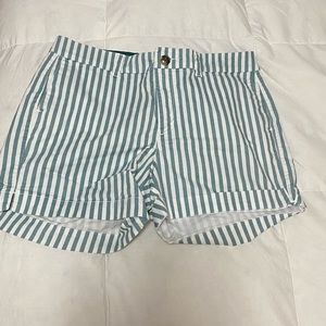 Old Navy everyday short